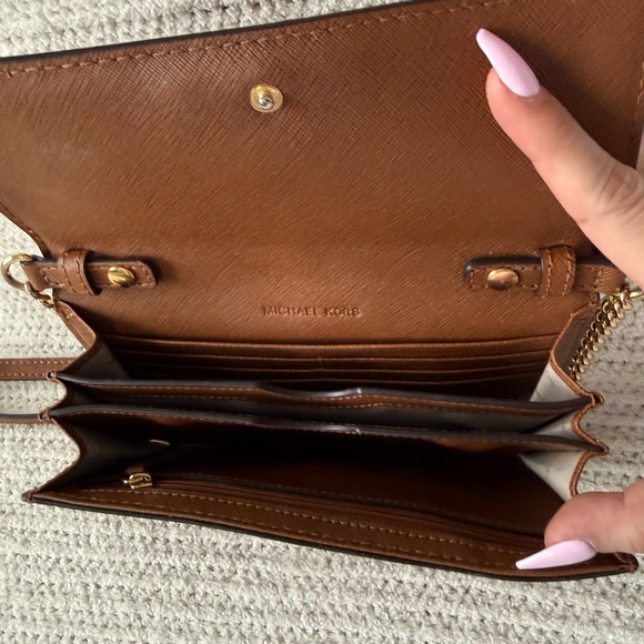 Michael Kors Brown Wallet on Chain Crossbody Bag with Gold Hardware - Picture 11 of 12